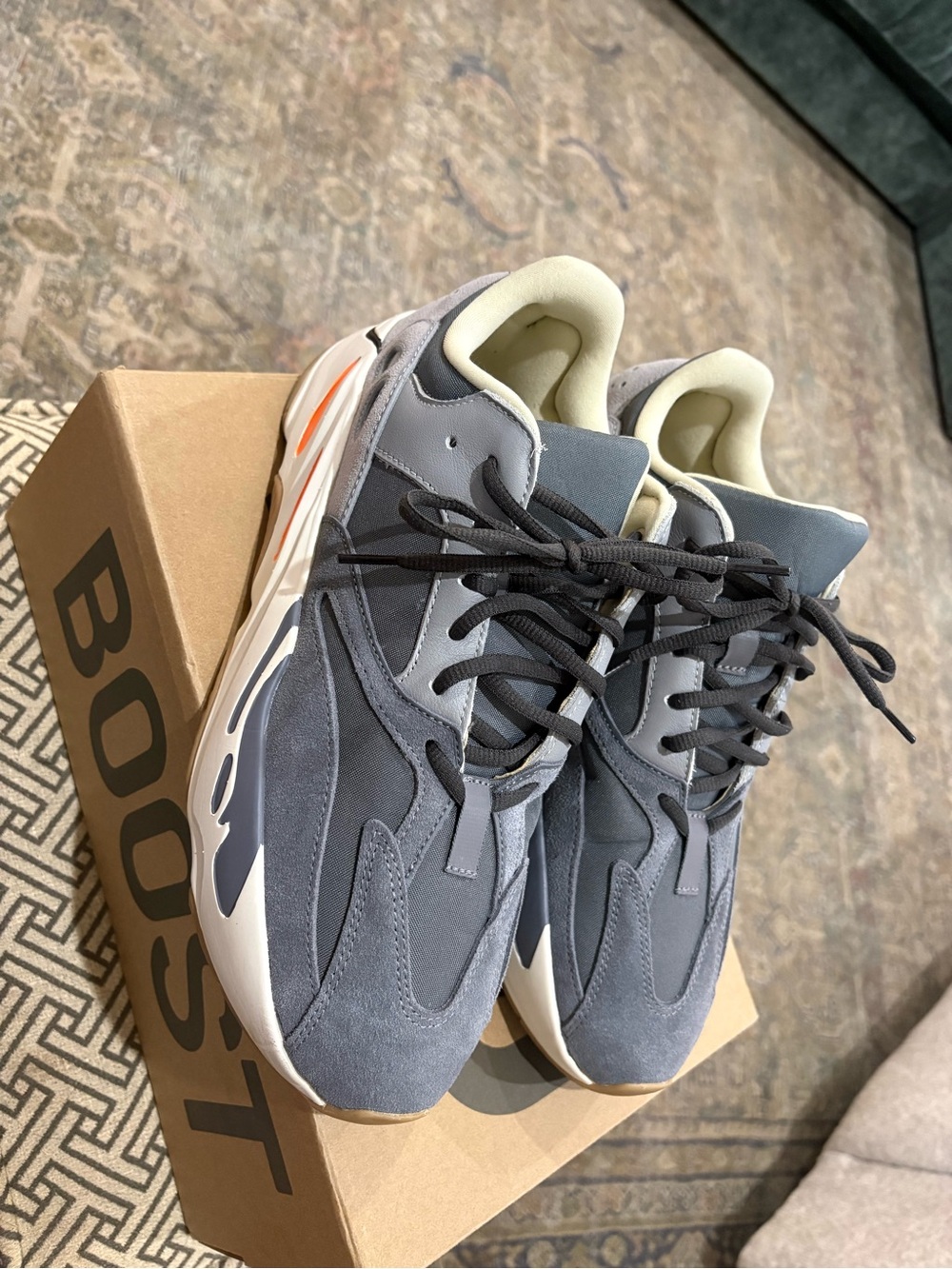 Mens Adidas Yeezy Magnets Size 11 - Picture 8 of 11